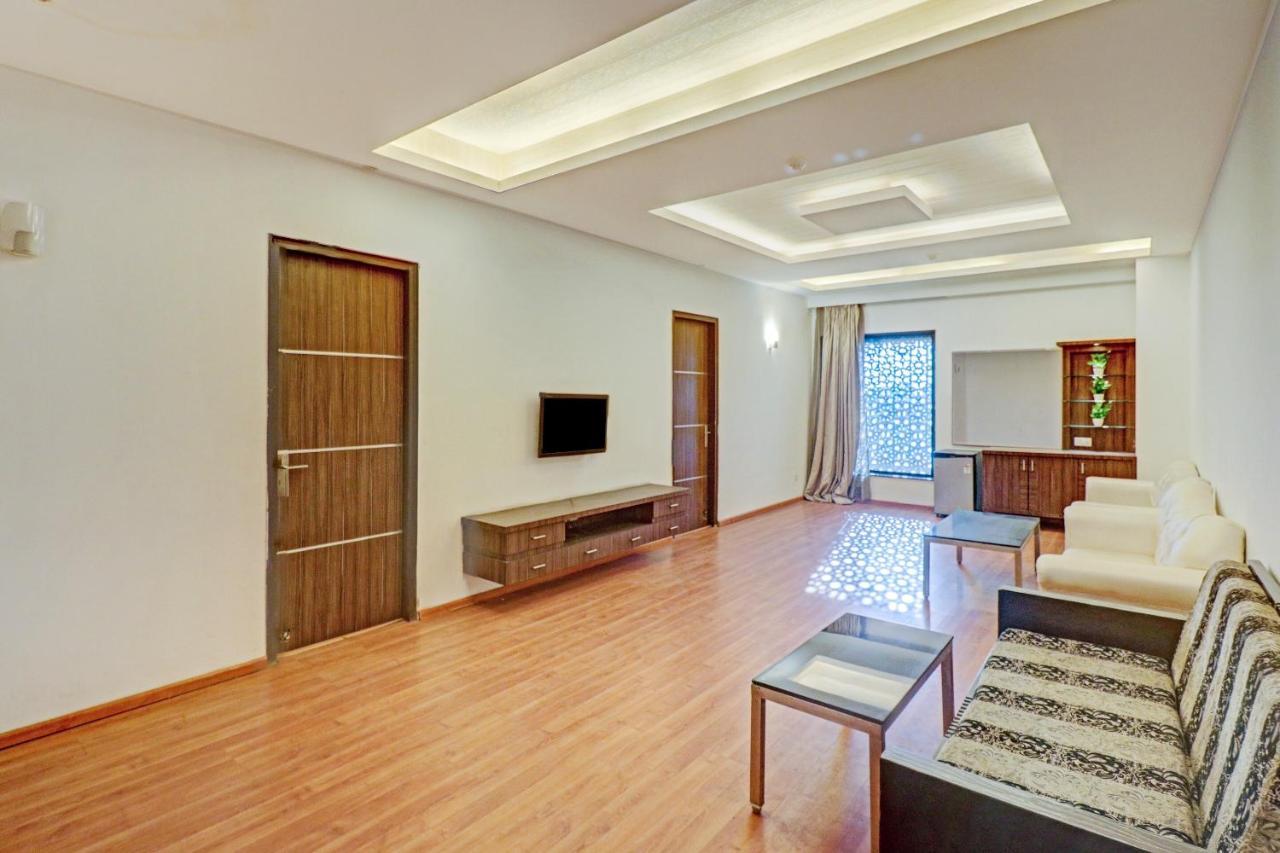Hotel Oyo Townhouse 484 Sanskriti Dillí Exteriér fotografie